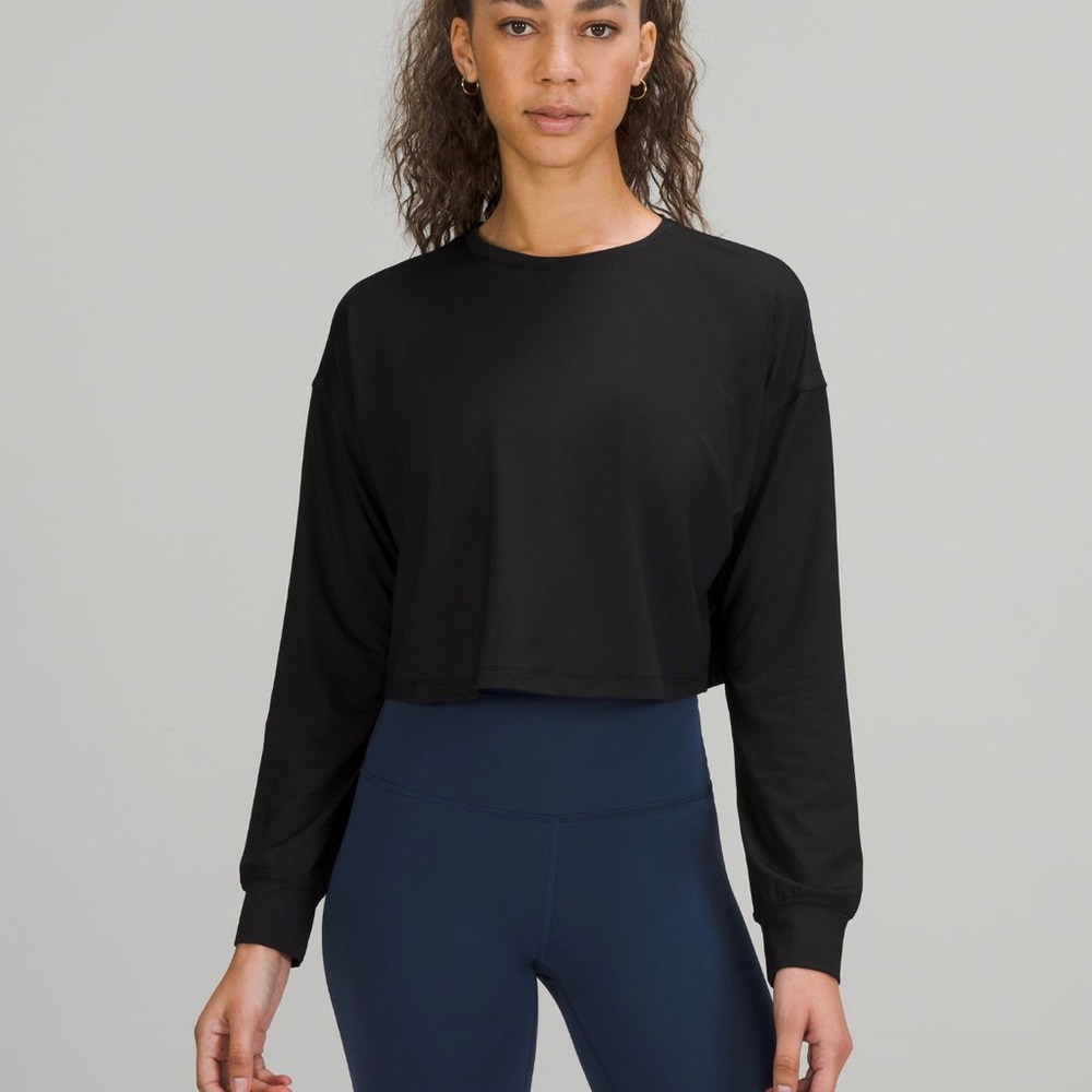 Lululemon “Muscle Love” long sleeve tee